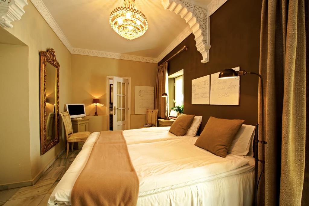 فندق The Town House (Adults Only) ماربيا الغرفة الصورة